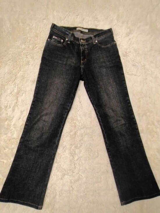 Tommy Hilfiger Denim - ✨ NWOT Made in Canada ✨ Tommy Hilfiger Dark Wash Bootcut Jeans 6